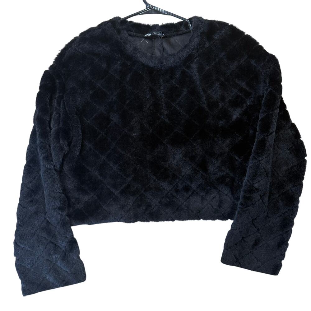 Zara Black Faux Fur Cropped Long Sleeve Top, Size small‎